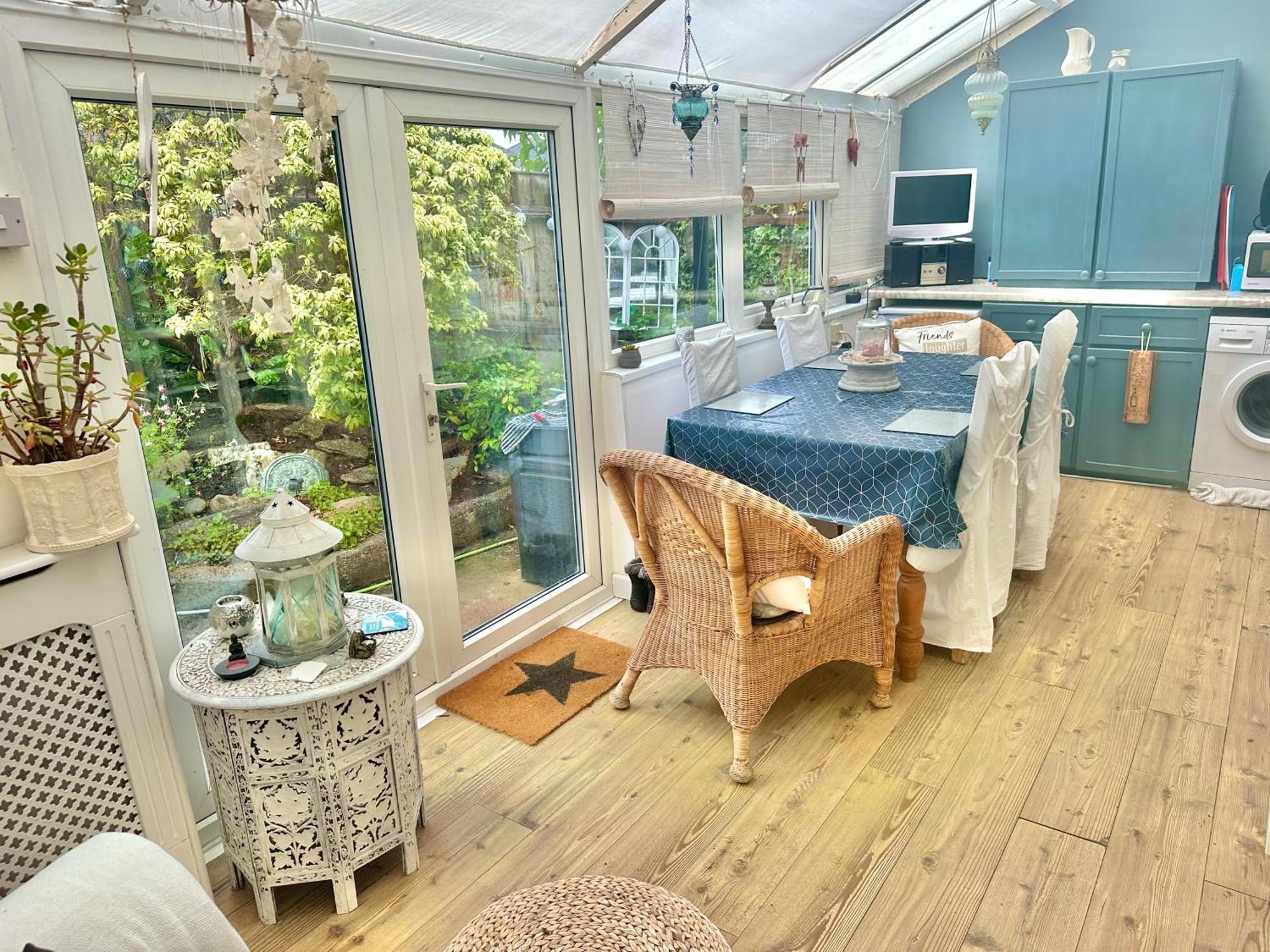 Garden Cottage - 3 Bedroom Close To Town And Beach Борнмут Екстер'єр фото